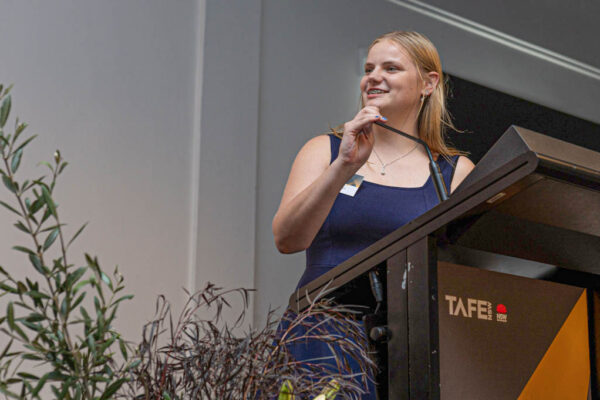 The girl from Piora wins award for traineeship with council